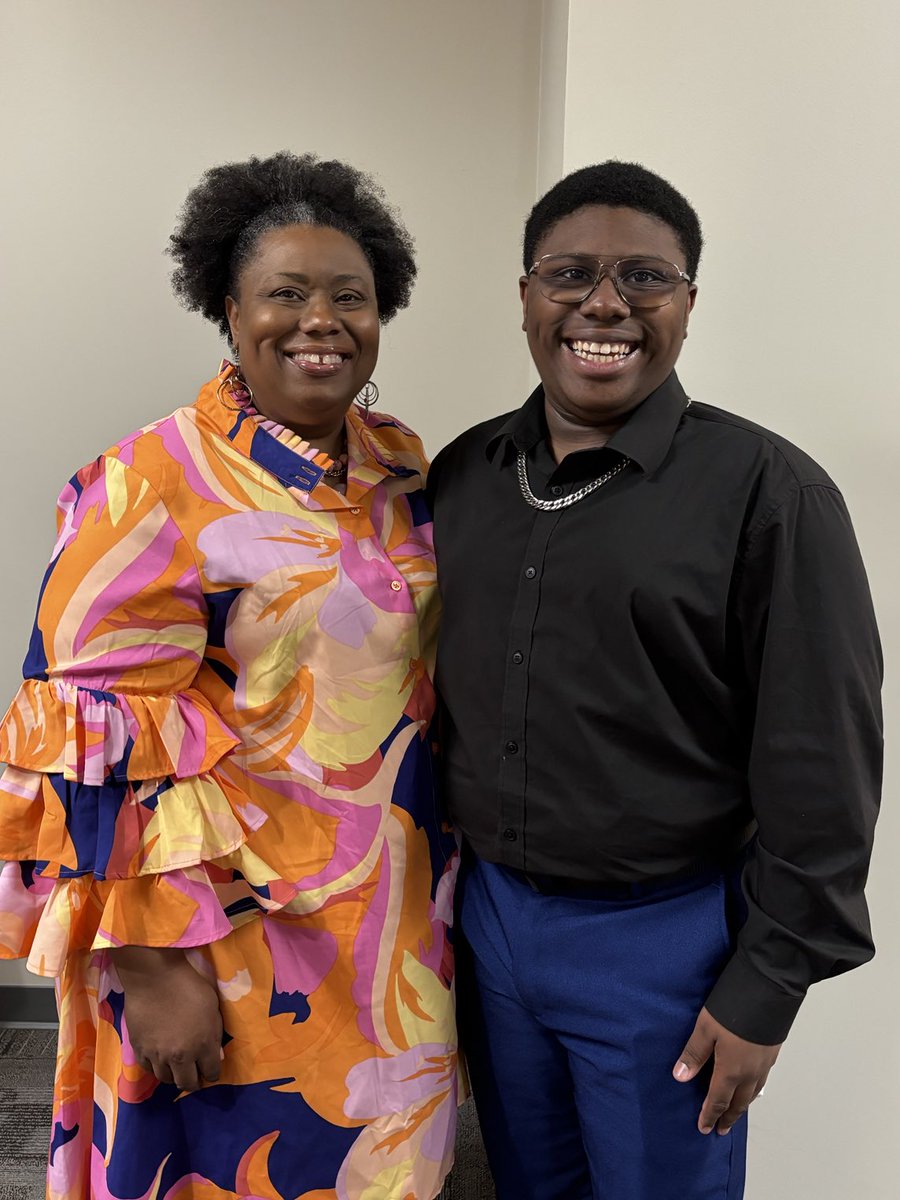 Dr. Lazell Williams tweet media