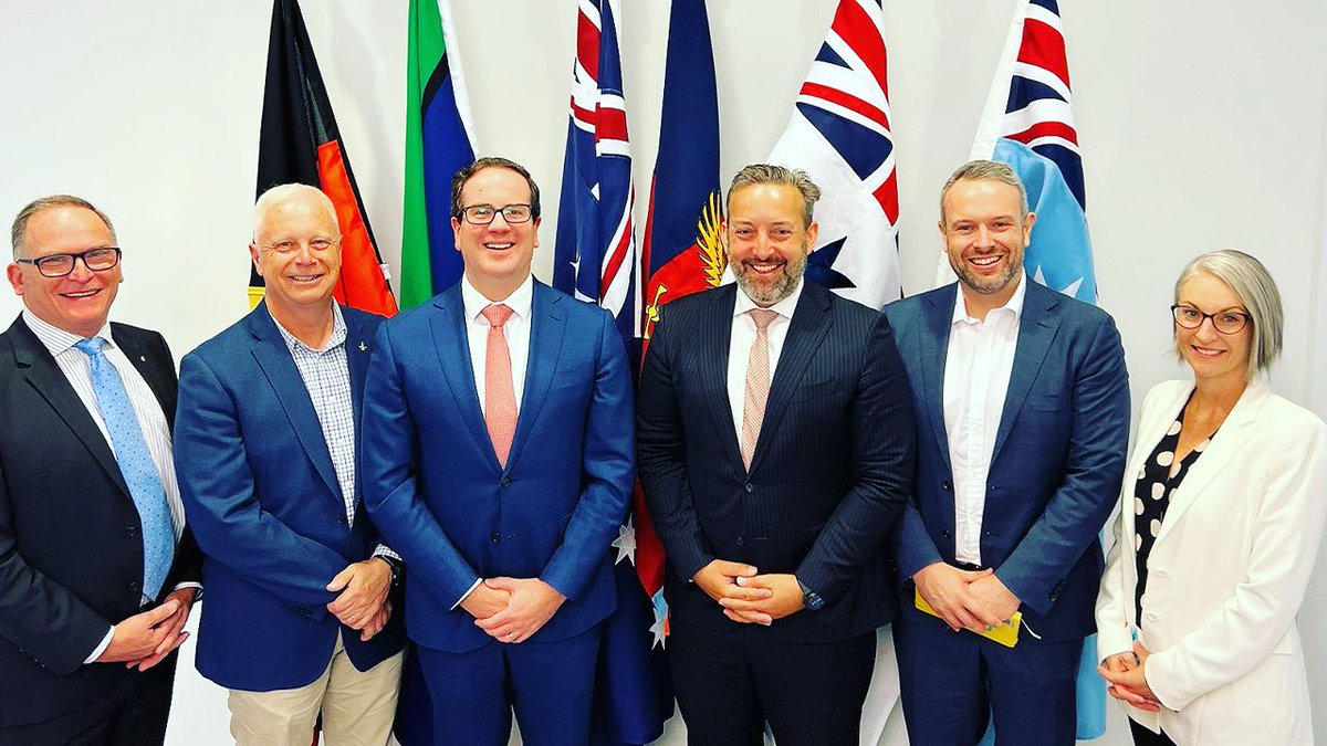 InvictusAus's tweet image. We congratulate @RichardMarlesMP, @mattkeogh & @PatConroy1 on their reappointments.
@InvictusAus looks forward to continuing to work with these ministers to support veterans and families through sport.
Read more: linkedin.com/feed/update/ur…