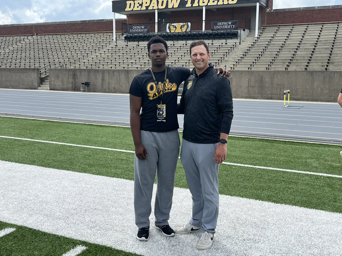 Calas Pitts (@calaspitts26) on Twitter photo Had a great day at JR day <a href="/DePauwTigersFB/">DePauw Football</a> ! Thanks <a href="/qbdietz/">Brett Dietz</a> <a href="/CoachRutledge76/">Coach Rutledge</a> <a href="/bringthehammer/">Chris Stevenson</a> <a href="/MasonEspinosa1/">Mason Espinosa</a> <a href="/RobGibsonHC/">Rob Gibson</a> <a href="/Hunter58Hankins/">Hunter Hankins</a> <a href="/WillDJohnsonIII/">William Johnson III</a> <a href="/raycp315/">Craig Ray</a> Had a great day at JR day <a href="/DePauwTigersFB/">DePauw Football</a> ! Thanks <a href="/qbdietz/">Brett Dietz</a> <a href="/CoachRutledge76/">Coach Rutledge</a> <a href="/bringthehammer/">Chris Stevenson</a> <a href="/MasonEspinosa1/">Mason Espinosa</a> <a href="/RobGibsonHC/">Rob Gibson</a> <a href="/Hunter58Hankins/">Hunter Hankins</a> <a href="/WillDJohnsonIII/">William Johnson III</a> <a href="/raycp315/">Craig Ray</a>