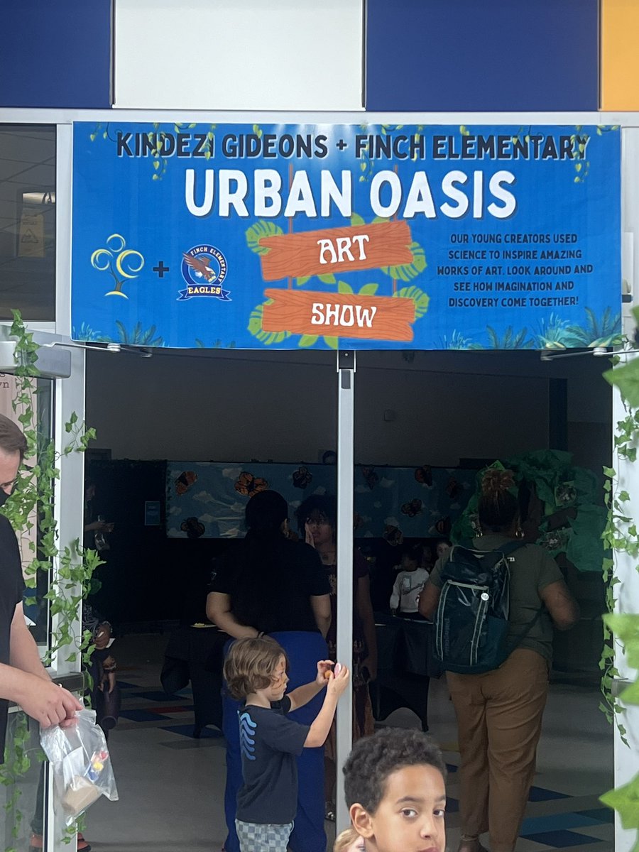 DrTSpencer's tweet photo. Gideons &amp; Finch was awarded a grant and here’s how we collaborated: Our Kinder- 2nd graders hosted a STEAM exhibition and we couldn’t be prouder of our little artists! #CarverCluster #proudPrinciPALS #STEAM #UrbanOasis #ONECarver @apsupdate @TommyUsherAPS https://t.co/NDZivPvVbn