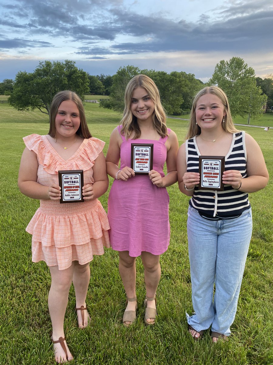 Summit Softball (@wcsshssb) on Twitter photo Loved celebrating all this team accomplished! We set a record last season with 23 homeruns and they broke the record this season with 24 homeruns - by 7 different players! @<a href="/wcsSHSAthletics/">Summit Spartans Athletics (TN)</a> Loved celebrating all this team accomplished! We set a record last season with 23 homeruns and they broke the record this season with 24 homeruns - by 7 different players! @<a href="/wcsSHSAthletics/">Summit Spartans Athletics (TN)</a>