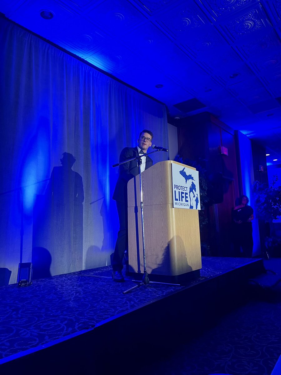 MarissaMahacek's tweet image. Feeling so blessed for the opportunity to have attended the @ProtectLifeMI Vision Dinner last Friday. Many of my Rapids @tpusastudents are involved with the protect life clubs on their campuses and I’m honored to be able to support these leaders that want to save the unborn👼