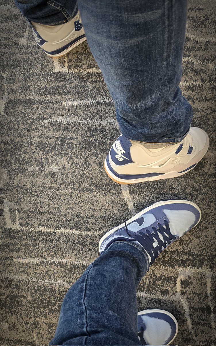 Even at #ConvergedComms #avsneakerheads