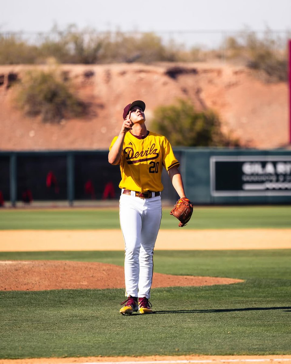 942 Crew (@942crew) on Twitter photo If you are not attending graduation tonight, head out to Muni for the final <a href="/ASU_Baseball/">Sun Devil Baseball</a> home game of the season π GCU at 6:30 PM!
Claim your tickets through the SDA app! π²ποΈ If you are not attending graduation tonight, head out to Muni for the final <a href="/ASU_Baseball/">Sun Devil Baseball</a> home game of the season π GCU at 6:30 PM!
Claim your tickets through the SDA app! π²ποΈ