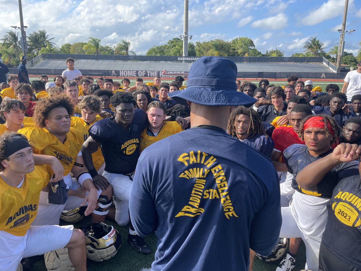 Aquinas Football (@sta_football) on Twitter photo 🔹🔸 CARE or QUIT?🔸🔹
It’s one or the other. There’s no partiality between the two. The choice is yours.
#FTF
#Brotherly_Love
#YouGoWeGo
<a href="/CoachHarriott/">Roger Harriott</a> 🔹🔸 CARE or QUIT?🔸🔹
It’s one or the other. There’s no partiality between the two. The choice is yours.
#FTF
#Brotherly_Love
#YouGoWeGo
<a href="/CoachHarriott/">Roger Harriott</a>