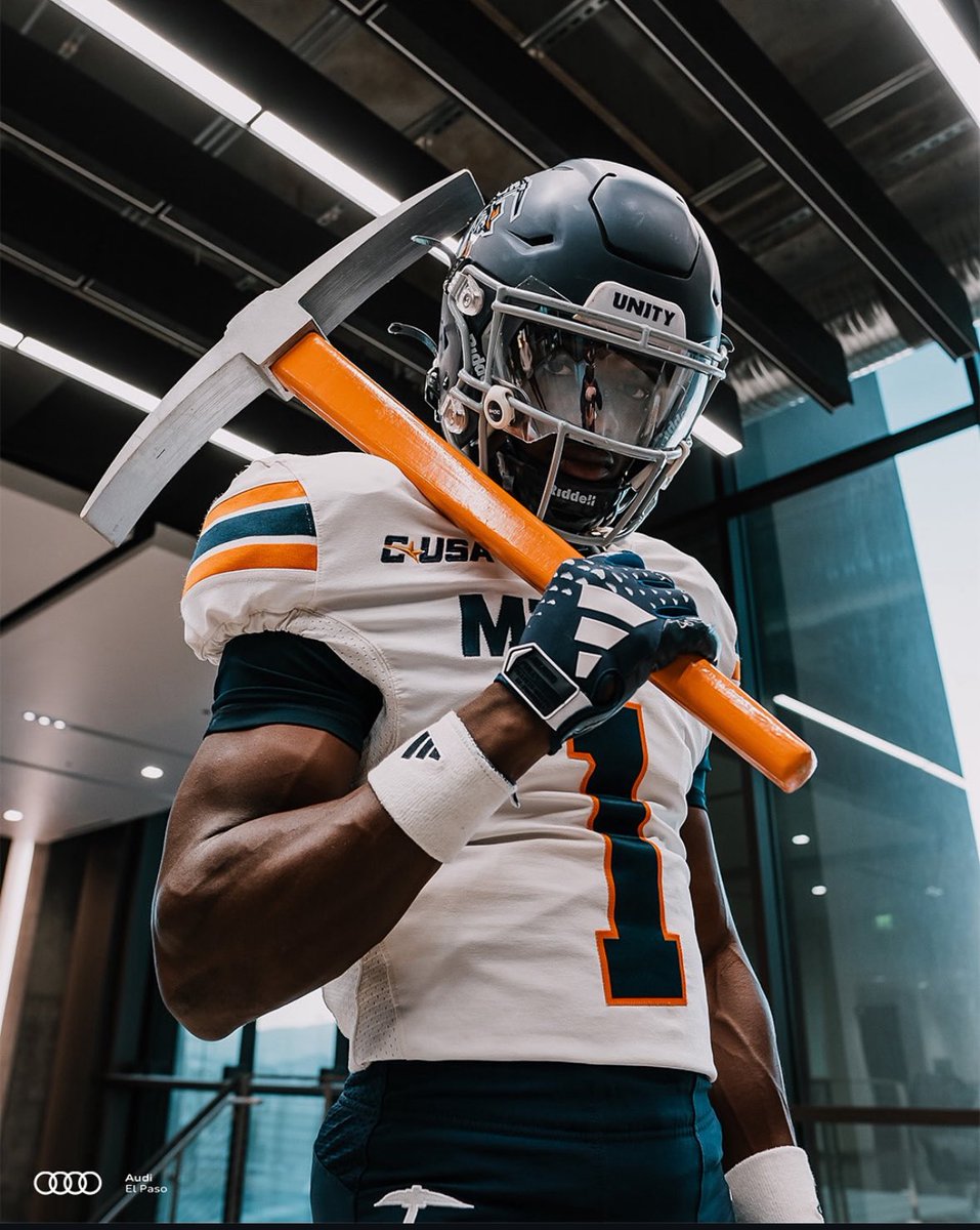 Thomas cook jr (@thomascookjr_7) on Twitter photo #AGTG After a great conversation with
<a href="/UTEPFB/">UTEP Football</a> i am blessed to receive an offer from the University of Texas at el paso !!!#PicksUp
<a href="/therealraygates/">Ray Gates</a>
<a href="/DemarcusHarri01/">Coach Harris</a> <a href="/Coach_Adeboyejo/">Tobi Adeboyejo</a>
<a href="/CoachC_Osunde/">C.O.365 Training</a> <a href="/CoachJ_O/">Coach J.O.</a>
<a href="/adamgorney/">Adam Gorney</a> <a href="/MikeRoach247/">Mike Roach</a> <a href="/SWiltfong_/">Steve Wiltfong</a> #AGTG After a great conversation with
<a href="/UTEPFB/">UTEP Football</a> i am blessed to receive an offer from the University of Texas at el paso !!!#PicksUp
<a href="/therealraygates/">Ray Gates</a>
<a href="/DemarcusHarri01/">Coach Harris</a> <a href="/Coach_Adeboyejo/">Tobi Adeboyejo</a>
<a href="/CoachC_Osunde/">C.O.365 Training</a> <a href="/CoachJ_O/">Coach J.O.</a>
<a href="/adamgorney/">Adam Gorney</a> <a href="/MikeRoach247/">Mike Roach</a> <a href="/SWiltfong_/">Steve Wiltfong</a>