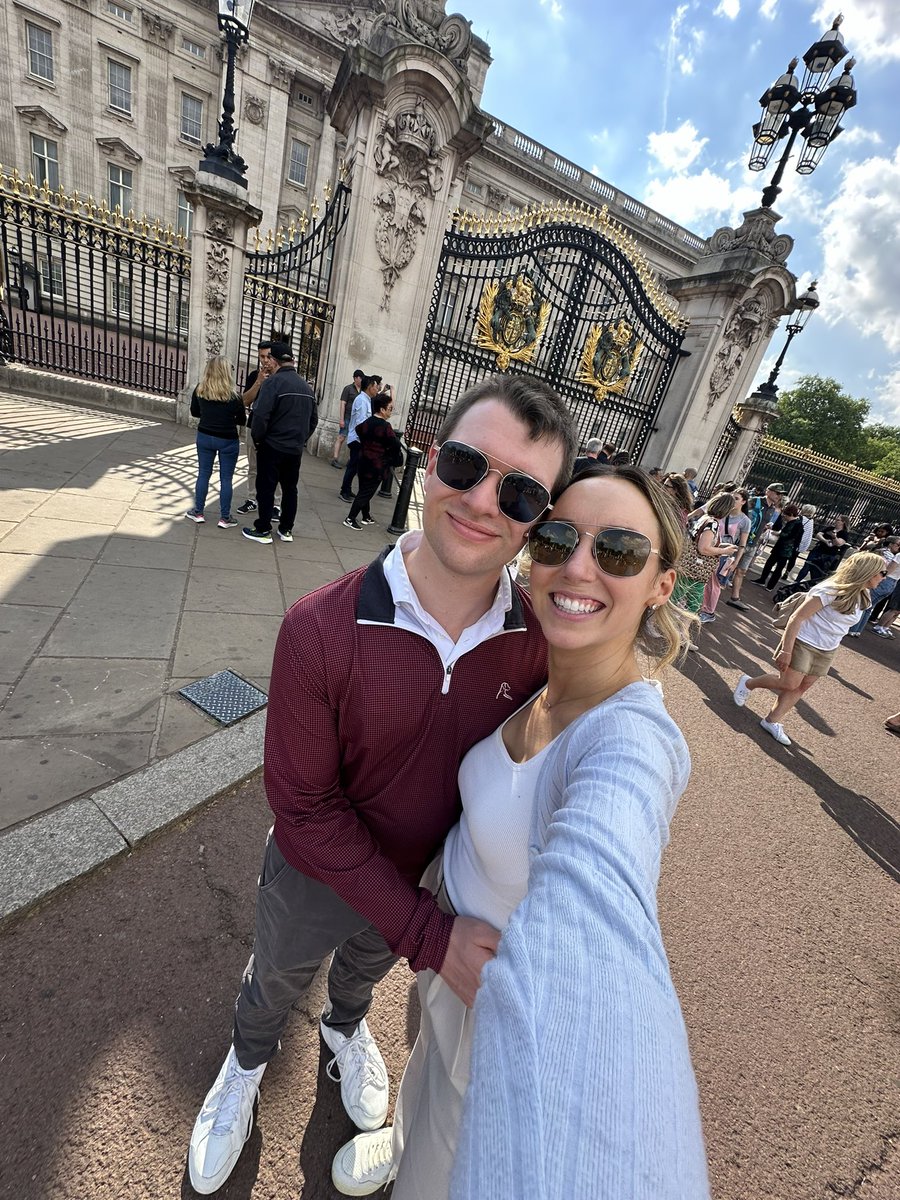Tαryn Moske tweet media