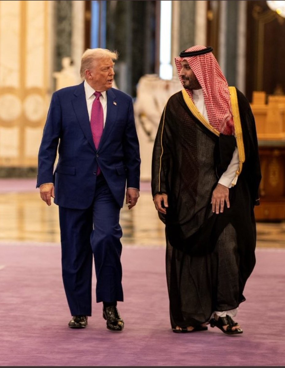 Mohammed bin Salman says, Donald Trump is a real fighter, and he is an GREAT President!! 
Drop a❤ if you agree!!!
