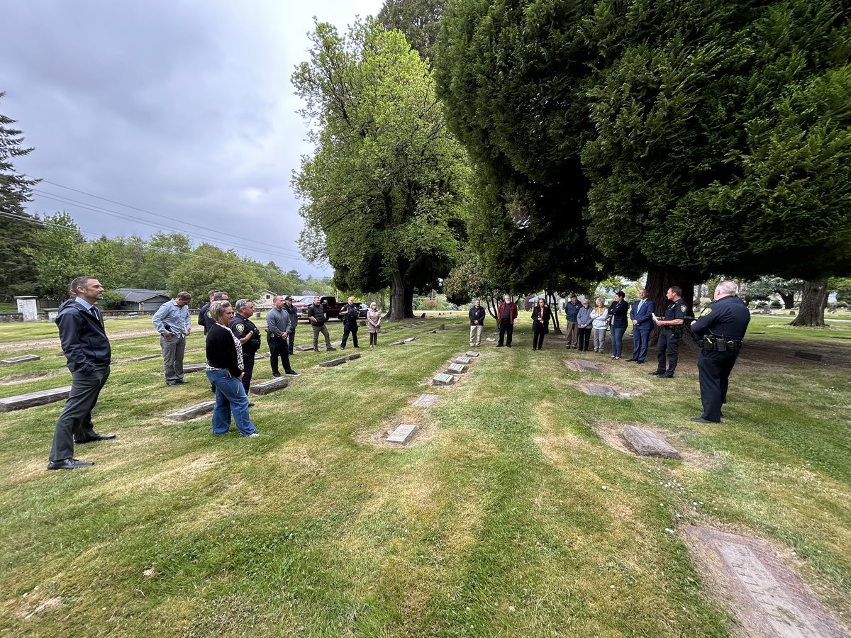 Today we honored our fallen brothers Chief Frank Chadwick, Officer Harry Storem, and Marshal William Jeffery. Gone But not forgotten. #NationalPoliceWeek2025
