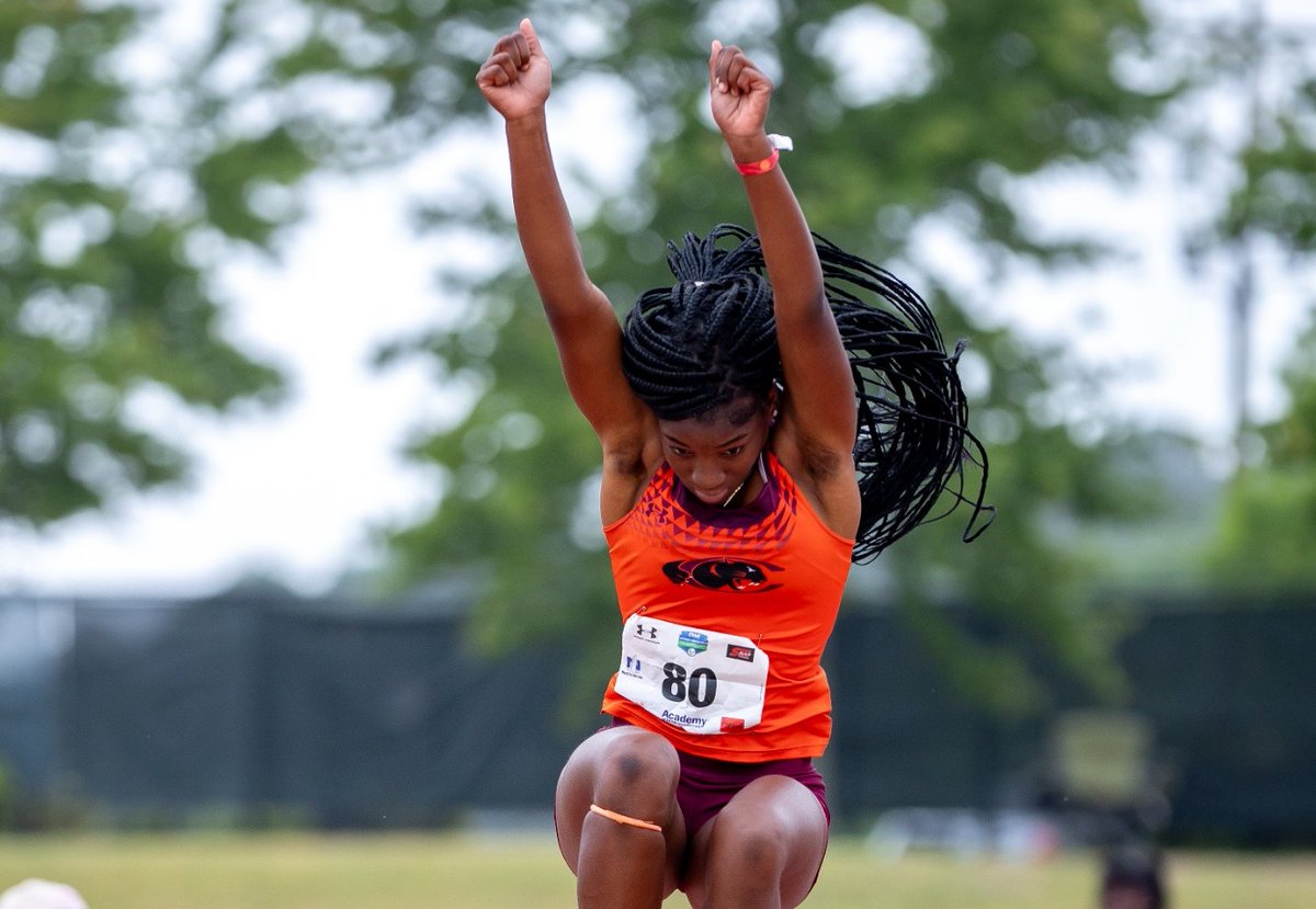 Claflin sophomore Jhnyia Knuckles Selected for 2025 NCAA Division II Women's Outdoor Track &amp; Field National Championship Meet
athletics.claflin.edu/news/2025/5/13…