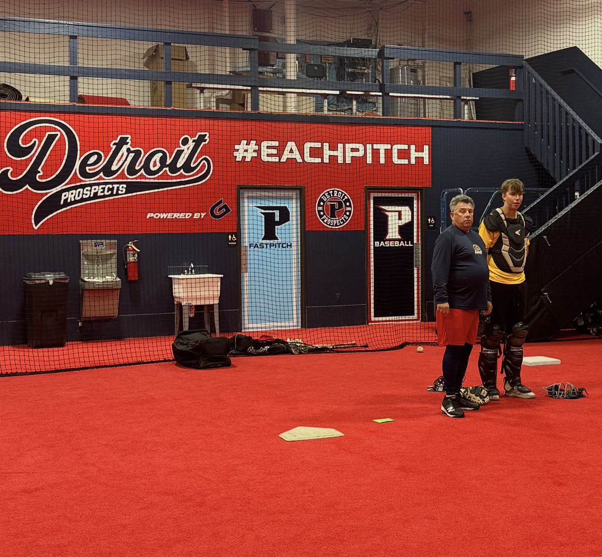 2026 C (LHH) <a href="/MarkGerardi2/">Mark Gerardi</a> from <a href="/DLSPilots/">De La Salle Collegiate Athletics</a>  ⚾️ getting some work in with <a href="/dieseldefenders/">John Dombrowski</a> and  <a href="/uspbl/">USPBL</a> catchers #eachpitch