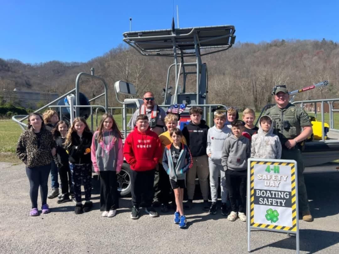 Nashville District (@nashvillecorps) on Twitter photo #USACE Park Ranger David Robinson at Martins Fork Lake in #Kentucky recently participated in the annual Harlan County 4H Safety Day with <a href="/kyfishwildlife/">Kentucky Department of Fish and Wildlife Resources</a> Game Warden Kyle Clark. The duo educated Harlan County school children about #WaterSafety #USACE Park Ranger David Robinson at Martins Fork Lake in #Kentucky recently participated in the annual Harlan County 4H Safety Day with <a href="/kyfishwildlife/">Kentucky Department of Fish and Wildlife Resources</a> Game Warden Kyle Clark. The duo educated Harlan County school children about #WaterSafety