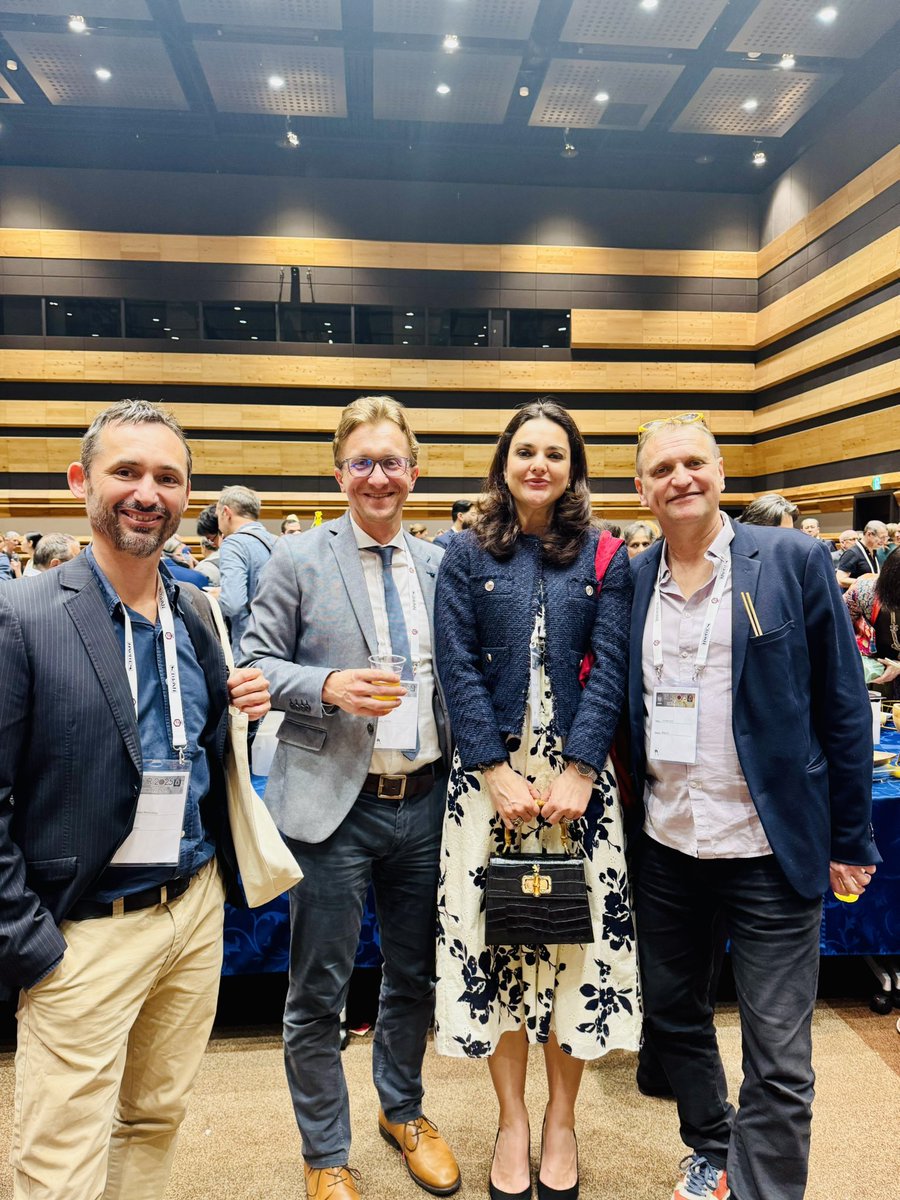 dunjaaks's tweet image. The best part of @ishr2025 world congress countless catch ups, coffees, dinners and cocktails with 🌍scientific family 🫀🫶🏻 @k8weeks @AnjaKarlstaedt @simon_sedej @BertrandLuc_ky @rebeccahritchie @Heatherlab_ox @KimMellor_UAkl @DelbridgeLea @LabBell @JussherLab @PavlovicDavor