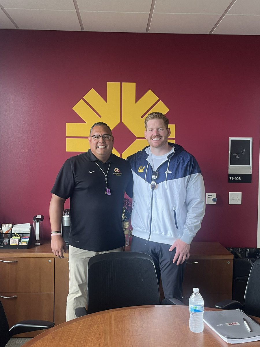 Southwestern College Football (@swcjaguarfb) on Twitter photo ACC has joined the chat 💬 Thank you <a href="/themikesaffell/">Michael Saffell</a> & <a href="/CalFootball/">Cal Football</a> for recruit our athletes. It’s all about the players here.
#GoLEFT👈🏽 #ACC🏈 ACC has joined the chat 💬 Thank you <a href="/themikesaffell/">Michael Saffell</a> & <a href="/CalFootball/">Cal Football</a> for recruit our athletes. It’s all about the players here.
#GoLEFT👈🏽 #ACC🏈