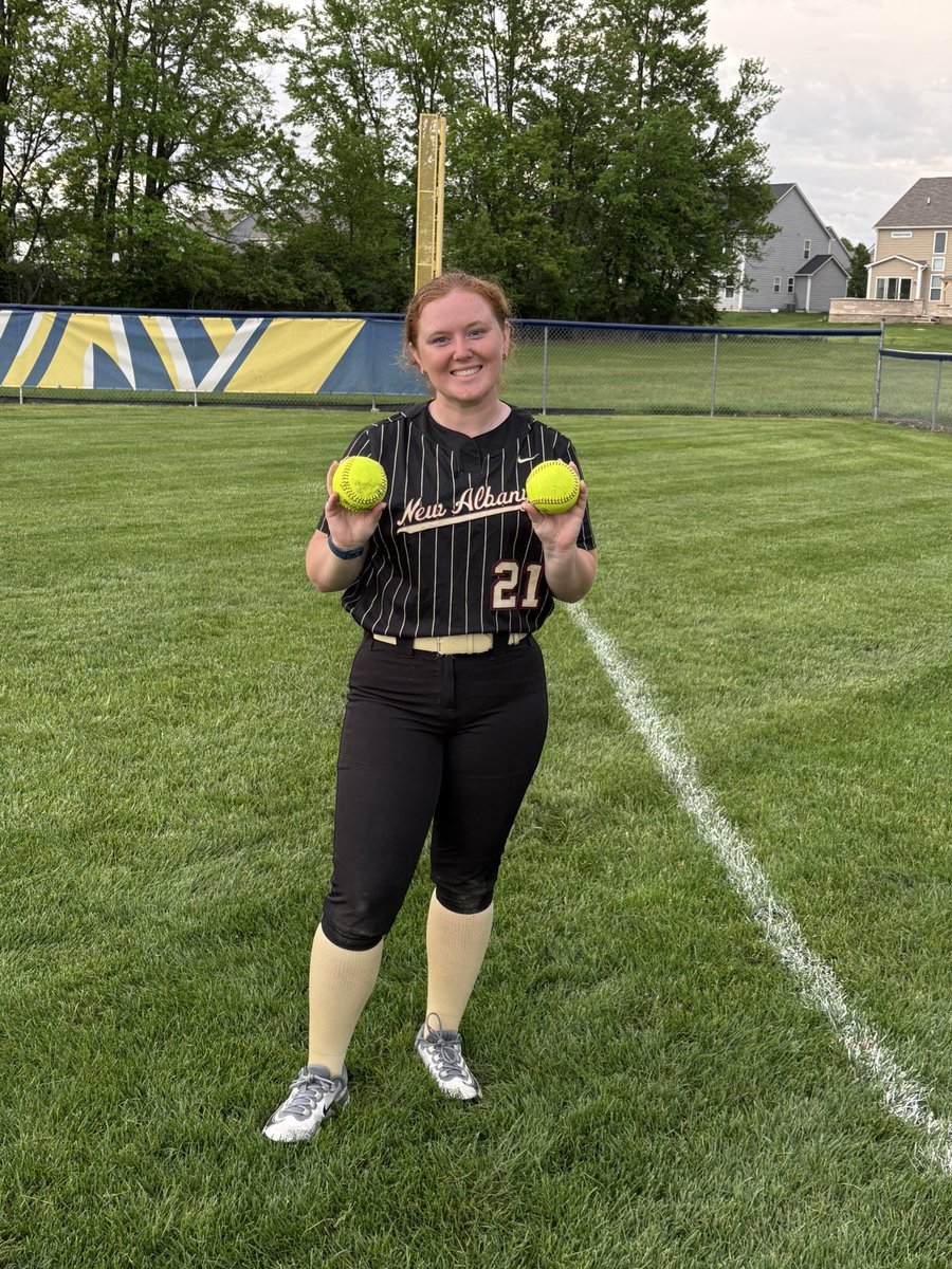 kaleb (@kalebsnider1) on Twitter photo We drop our game tonight but we played a tough team. We had the lead going into the delay but thunder slowed us down! Super proud of our girls came to play and how we respond in the 7th to almost complete the come back on their ace! <a href="/Izzy_whi/">Izzy White</a> with 2 absolutely bombs tonight! We drop our game tonight but we played a tough team. We had the lead going into the delay but thunder slowed us down! Super proud of our girls came to play and how we respond in the 7th to almost complete the come back on their ace! <a href="/Izzy_whi/">Izzy White</a> with 2 absolutely bombs tonight!