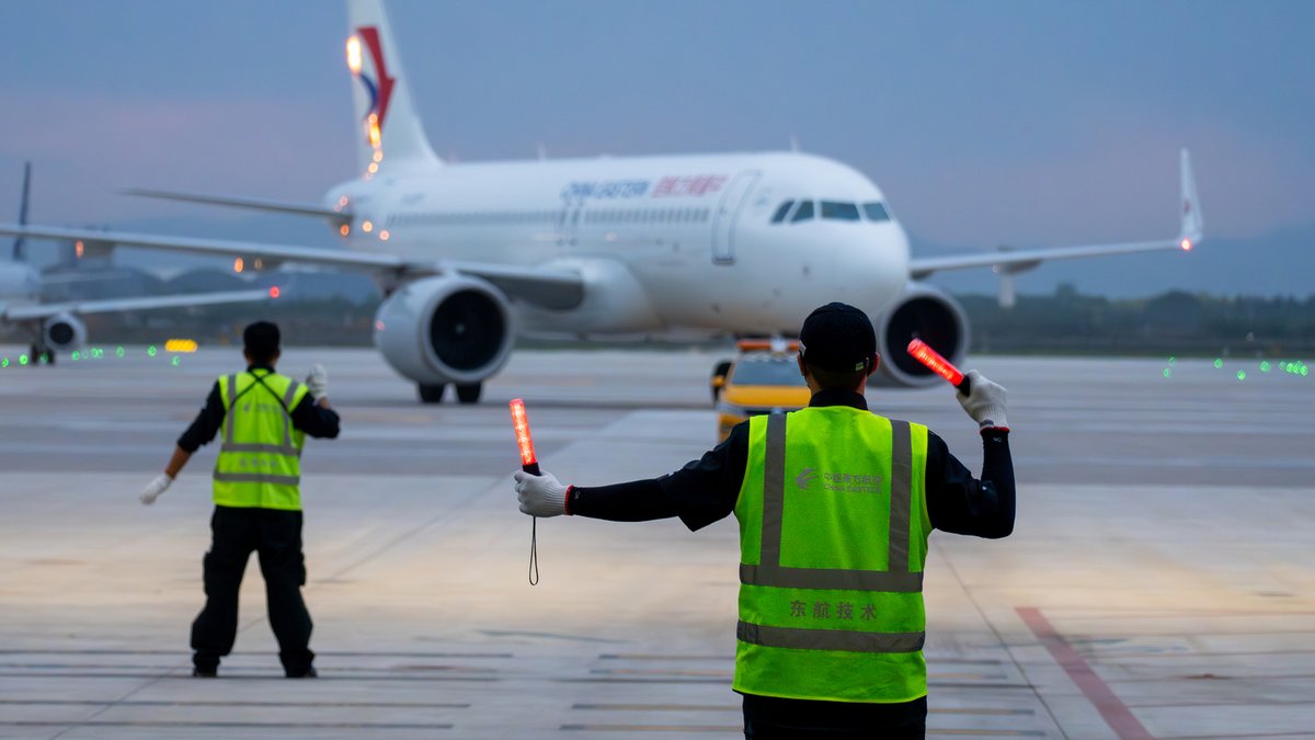 Welcome home, #CEAir~👋