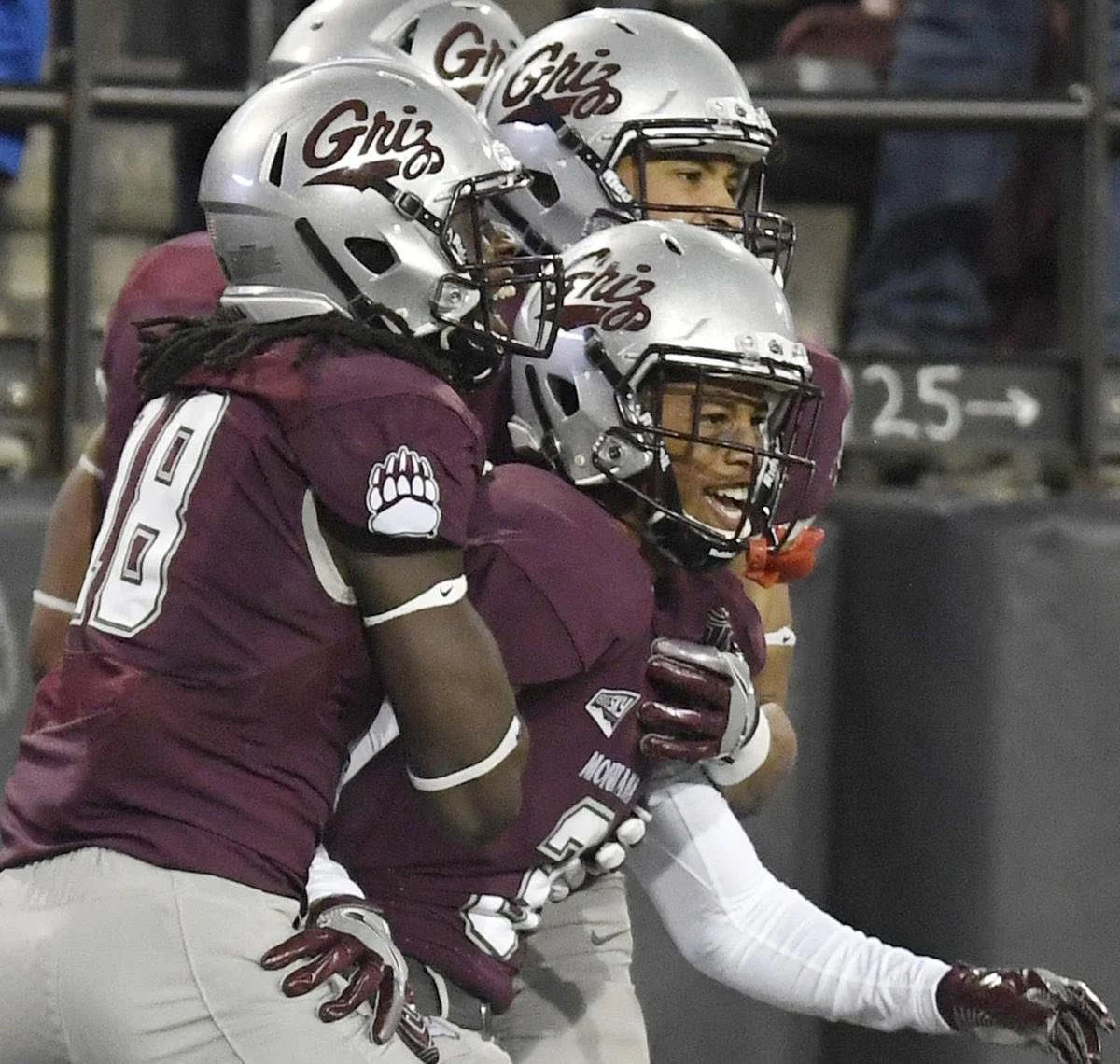 Casey Taylor (@coachtoakridge) on Twitter photo Thank You Montana Football for stopping by Oak Ridge during flex to talk football and recruiting with our guys. We appreciate it! <a href="/ORHS_Football/">OR Trojan Football</a> <a href="/TROJANPRIDE80/">TROJAN PRIDE</a> <a href="/OR_JrTrojans/">Oak Ridge Jr. Trojans</a> Thank You Montana Football for stopping by Oak Ridge during flex to talk football and recruiting with our guys. We appreciate it! <a href="/ORHS_Football/">OR Trojan Football</a> <a href="/TROJANPRIDE80/">TROJAN PRIDE</a> <a href="/OR_JrTrojans/">Oak Ridge Jr. Trojans</a>