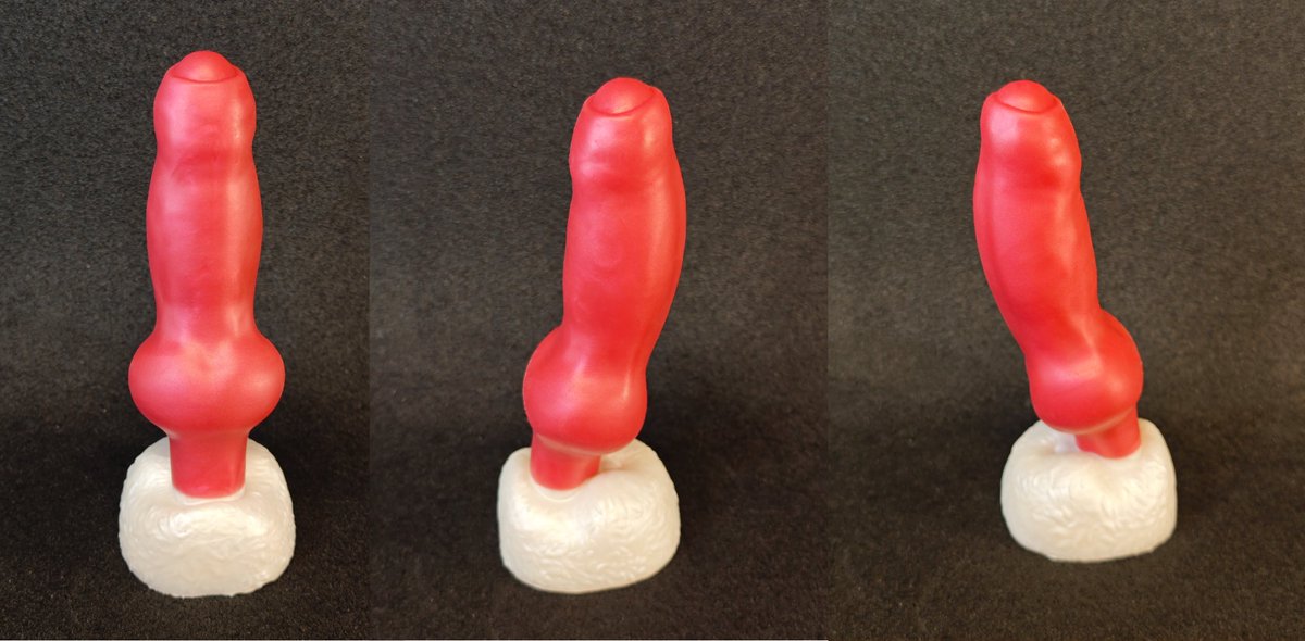 The adorably small Lenny showing off some natural colourations with a pearly pale base and a fleshy red shaft! He's got a bit of a lean, but that just makes him even cuter if you ask me.

Get a Lenny of any size here: Akifutoys.com/home.php?page=…