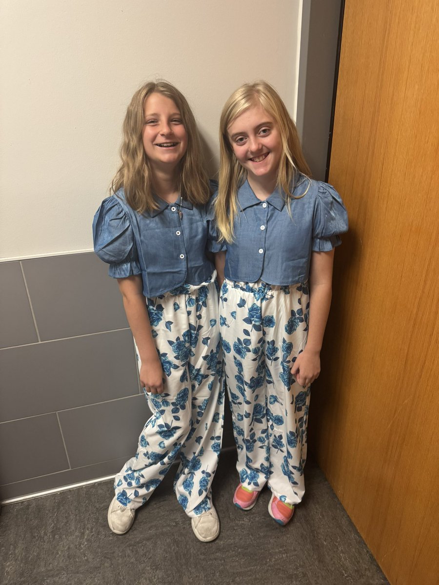 CullinsElementary tweet media