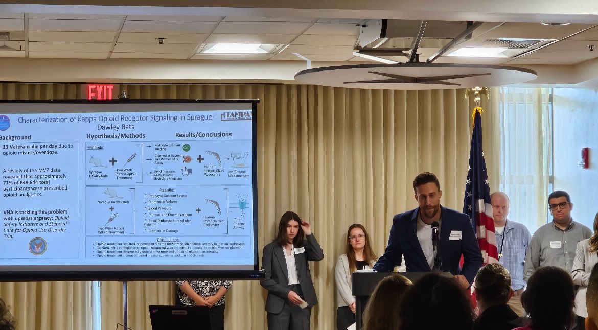 steven_didik12's tweet image. Excited to take home one of the top posters last week for our groups work on opioids at VA research day 2025!