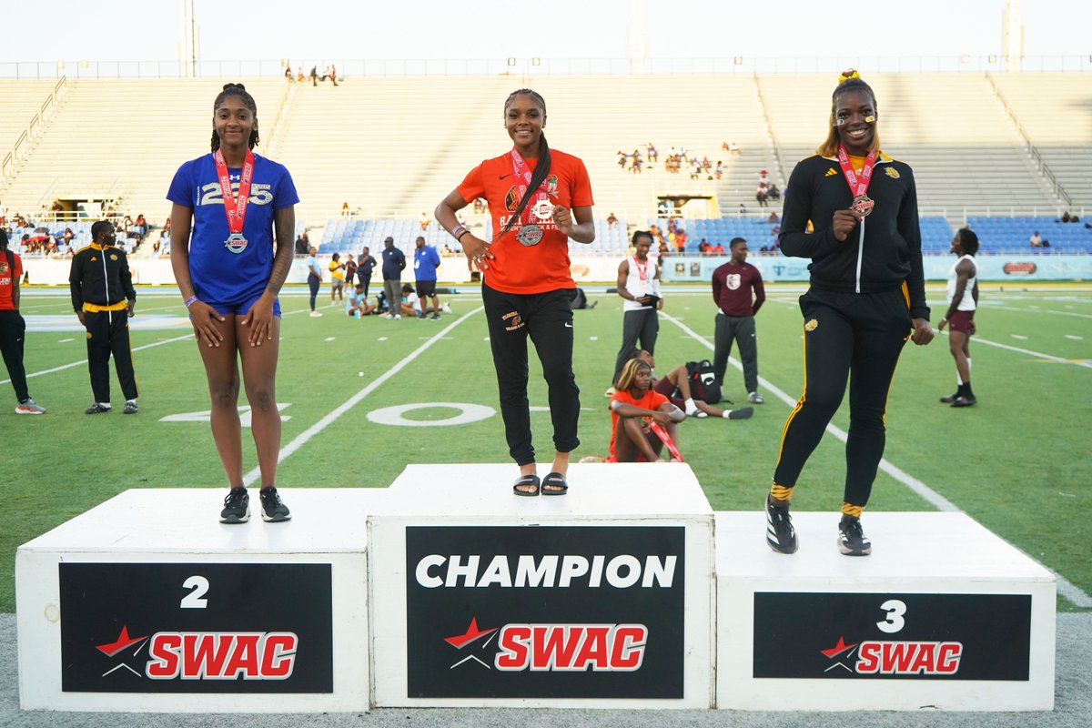 Southwestern Athletic Conference (@theswac) on Twitter photo π£πΌπ±πΆππΊ ππΉπ²πΏπ π¨
Women's 100m Hurdles is in the books π
π₯Arayana Ladson - <a href="/famutf/">γγ³γγ―γͺγ³</a>
π₯Jada Chevalier - <a href="/southernu_xctf/">Southern Track and Field</a>
π₯SArryona Simmons - @uapblionstfxc
#SWACOTF | #BuildingChampionsForLife π£πΌπ±πΆππΊ ππΉπ²πΏπ π¨
Women's 100m Hurdles is in the books π
π₯Arayana Ladson - <a href="/famutf/">γγ³γγ―γͺγ³</a>
π₯Jada Chevalier - <a href="/southernu_xctf/">Southern Track and Field</a>
π₯SArryona Simmons - @uapblionstfxc
#SWACOTF | #BuildingChampionsForLife