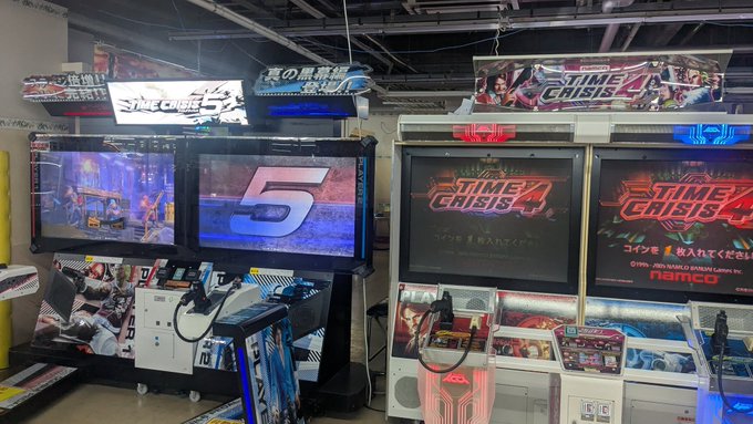 へぇ、ここが厚木レジャランけぇ…
案外いいところじゃあないの

…って、タイクラの3と4がある!
スリルドライブがある!
GTI Clubがある!!
バトルギアがあるッ!!!
何ここ天国!? 