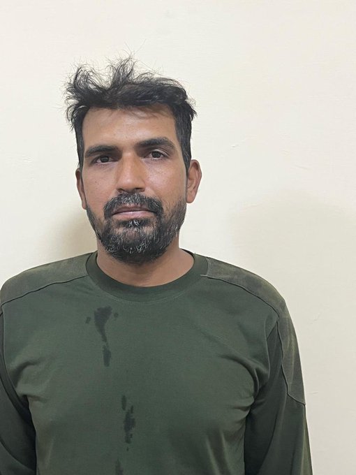 dev47047's tweet image. आज BSF जवान पूर्णम कुमार शॉ, जो 23 अप्रैल 2025 से पाकिस्तान रेंजर्स की हिरासत में थे, उन्हें भारत को सौंप दिया गया: BSF

(तस्वीर सोर्स: BSF)