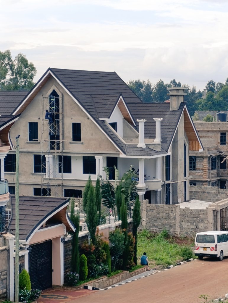 gichu's tweet image. We&apos;re Back at Croton ridge estate 📌