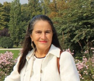 Avui felicito <a href="/mteixidor2010/">Montserrat Teixidor Freixa 🎗🎗🎗🎗</a>, referent de l’humanisme infermer. Gràcies per ensenyar-nos que l’amor és el centre de la cura i una necessitat universal. 35 anys de professió i encara em guia la teva mirada amorosa.
#Infermeria #Referents #Gratitud
#SantaMadrona
#HumanismeInfermer