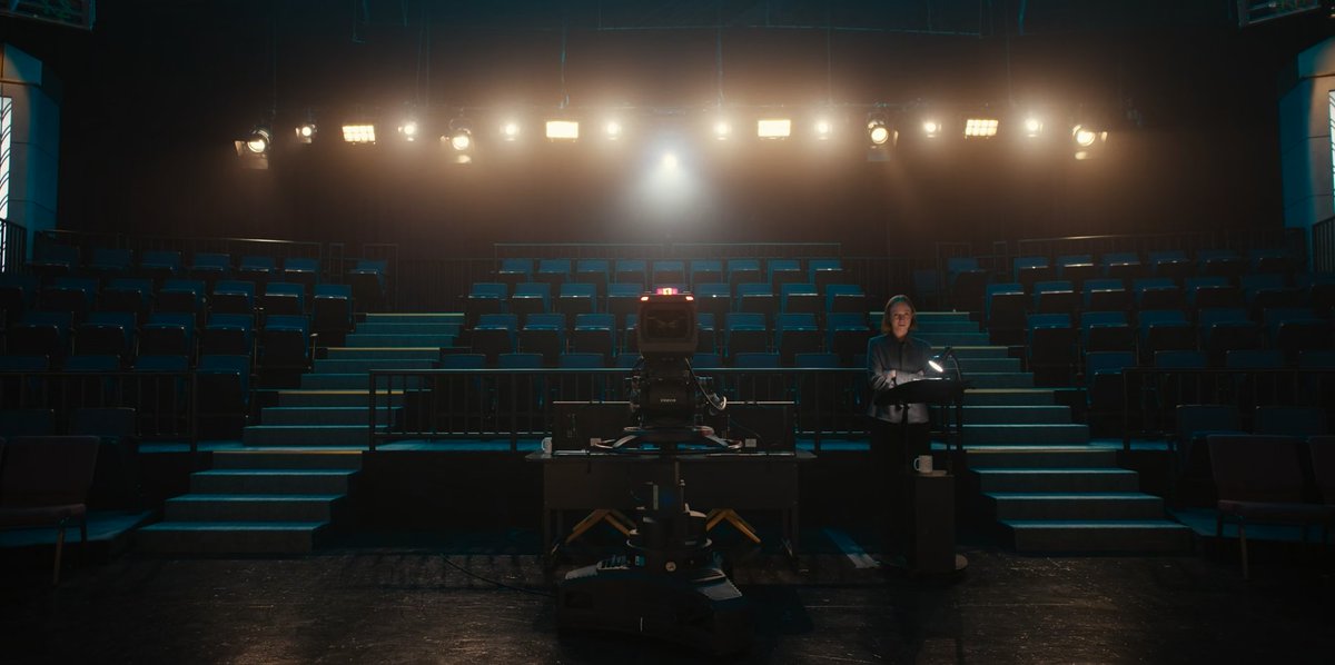 HACKS HIVE IM LATE TO THE PARTY BUT IM HERE