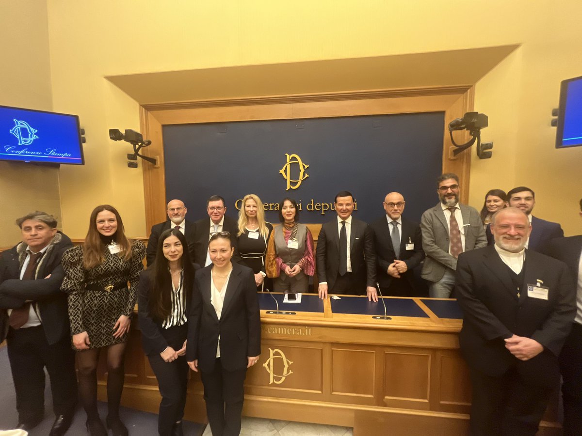 #StayTuned <a href="/ConfAssTW/">CONFASSOCIAZIONI</a> #Sicurezza e <a href="/ancors/">ANCORS</a> al #Senato 
#Confassociazioni <a href="/Palazzo_Chigi/">Palazzo_Chigi</a> <a href="/MinLavoro/">Ministero Lavoro</a> <a href="/MinisteroSalute/">Ministero della Salute</a> <a href="/MIsocialTW/">Ministero dell’Istruzione e del Merito</a> <a href="/Montecitorio/">Camera dei deputati</a> <a href="/SenatoStampa/">Senato Repubblica</a> <a href="/mur_gov_/">Ministero dell'Università e della Ricerca</a> <a href="/MASE_IT/">Ministero Ambiente e Sicurezza Energetica</a> <a href="/MIsocialTW/">Ministero dell’Istruzione e del Merito</a> 
#ConfassociazioniDigital