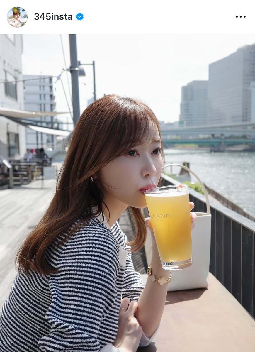 指原莉乃 腕時計 インスタに掲載 Van Cleef & Arpels ヴァンクリーフ