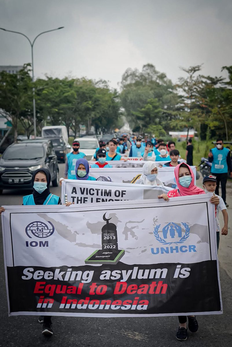 Resettlement has nearly stopped.
Refugees are told to “wait” — but for what?
For many, 13 years have passed with no movement.
Hope is fading.
#End13YearsInLimbo_Indonesia