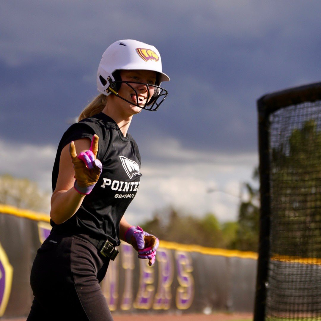 UWSP Softball tweet media