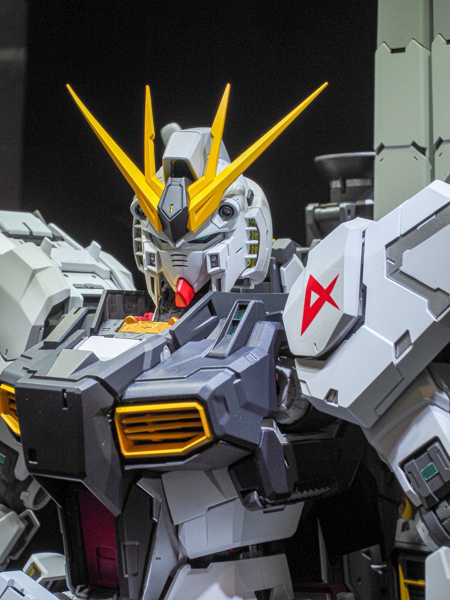 yoshi115t's tweet image. バンダイスピリッツブース

ガンプラ45周年記念商品
PERFECT GRADE UNLEASHED νガンダム

2026年1月発売予定 66,000円

塗装されている展示品は「素組状態をイメージした」塗装だそうです。また、少し離れた場所にサブモデルもありました。
このツイートに詳細を続けていきます。…