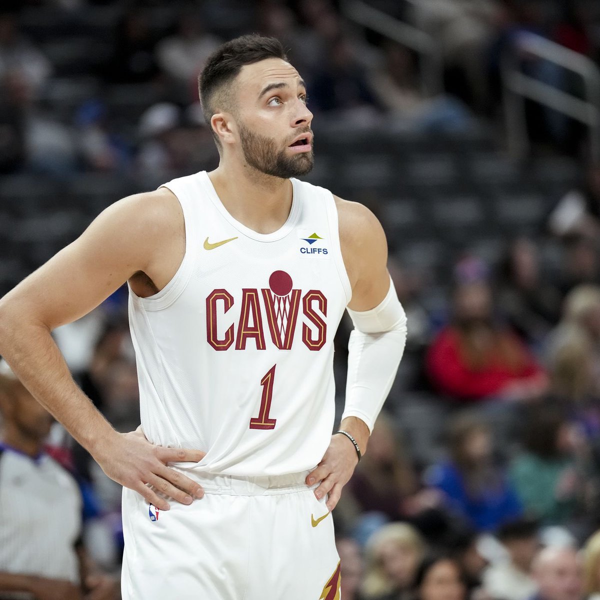 TheNBACentel's tweet image. Max Strus sent a message to the Cavs group chat before Game 5: “If you don’t believe, don’t show up for work.”
He was removed from the group chat after the game.
(Via @ChrisBHayne)