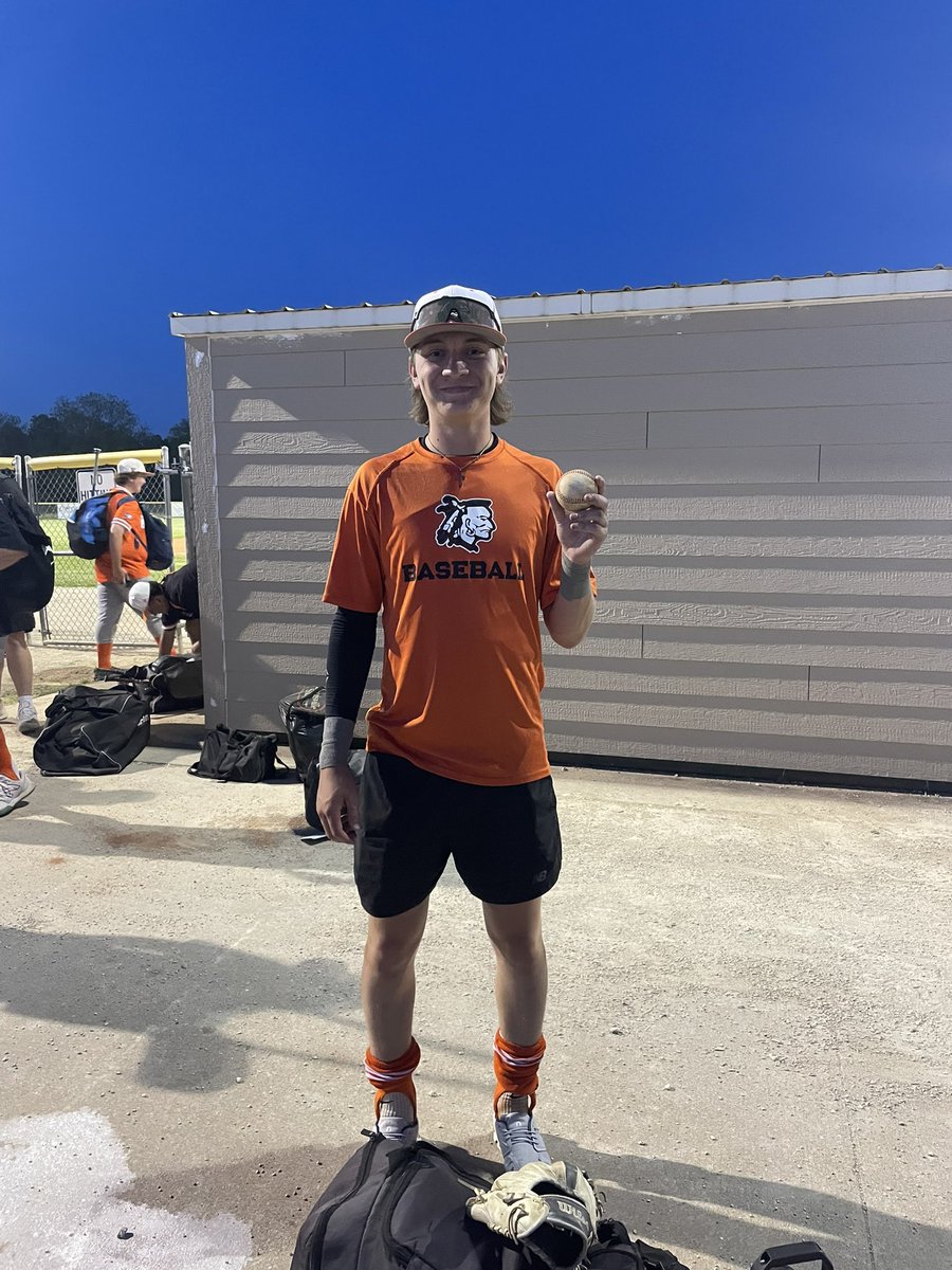 JennyfromtheBlock (@jennymyersag) on Twitter photo Congrats <a href="/eden_myers1/">Eden Myers</a> on getting your 100th Varsity Hit tonight & batting .436 this season π§‘π€
<a href="/AmyosportKS/">Amyosport KS HS Baseball</a> <a href="/sportsinkansas/">Sports in Kansas</a> <a href="/PrepBaseballKS/">Prep Baseball Kansas</a> <a href="/BaseballBonner/">BonnerBaseball</a> Congrats <a href="/eden_myers1/">Eden Myers</a> on getting your 100th Varsity Hit tonight & batting .436 this season π§‘π€
<a href="/AmyosportKS/">Amyosport KS HS Baseball</a> <a href="/sportsinkansas/">Sports in Kansas</a> <a href="/PrepBaseballKS/">Prep Baseball Kansas</a> <a href="/BaseballBonner/">BonnerBaseball</a>