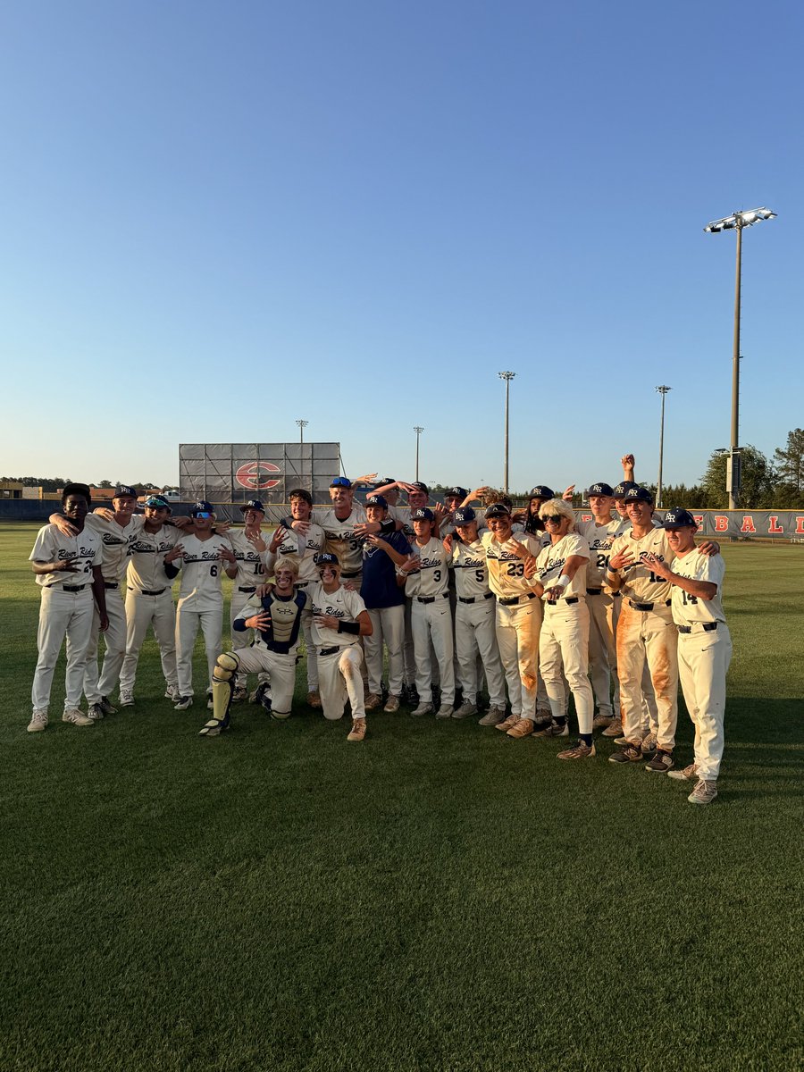 ⚔️ Our season comes to an end tonight at Newnan. Incredible run, guys.

Couldn’t be prouder of this group.

Thank you, seniors, for your unwavering commitment over the years. Thank you for everything you’ve done for this program. 

#GoKnights