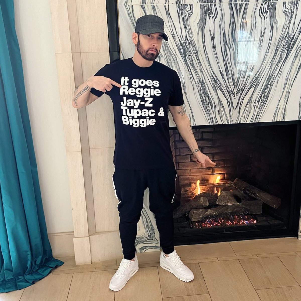 ThomasD48342358's tweet image. Eminem &amp;amp; Redman T-shirt Time 😱 👕⌚