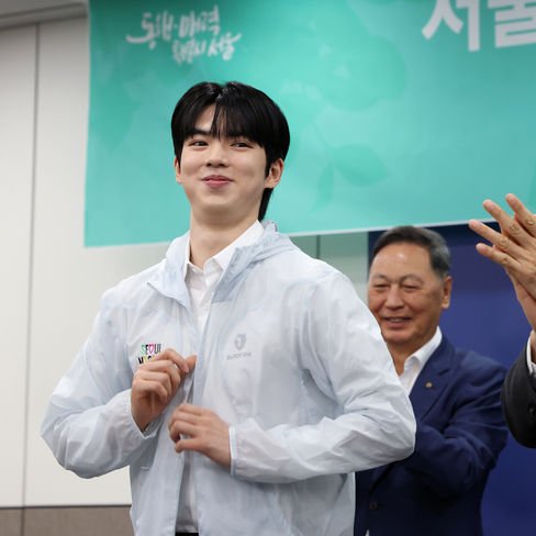 #차준환 

역시 피겨 선수 겸 모델 ㅋㅋㅋ