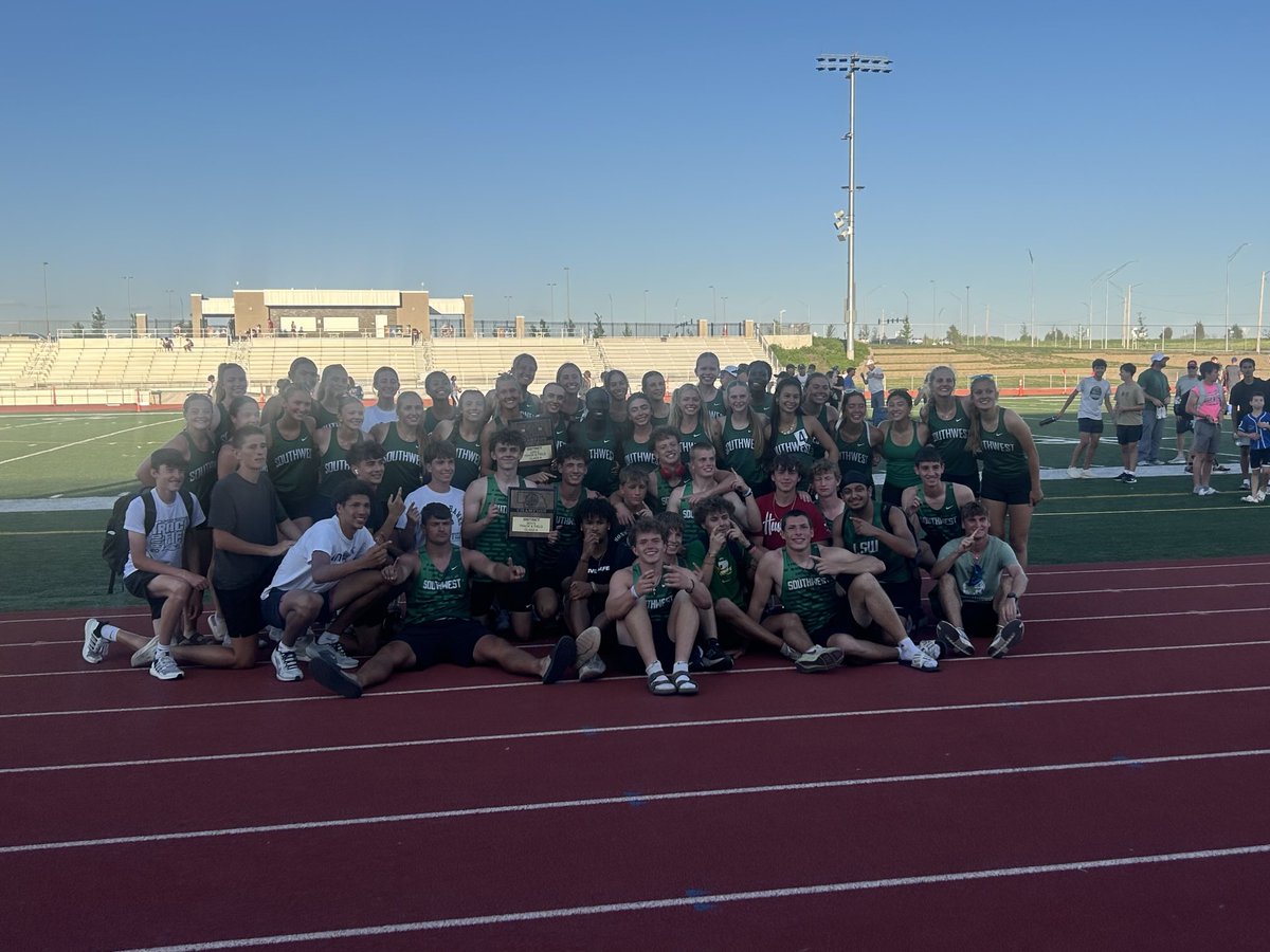 lsw_track's tweet image. Congratulations to the Southwest Boys and Girls for winning the A-4 District in Lincoln.  Hawks to the Top!!