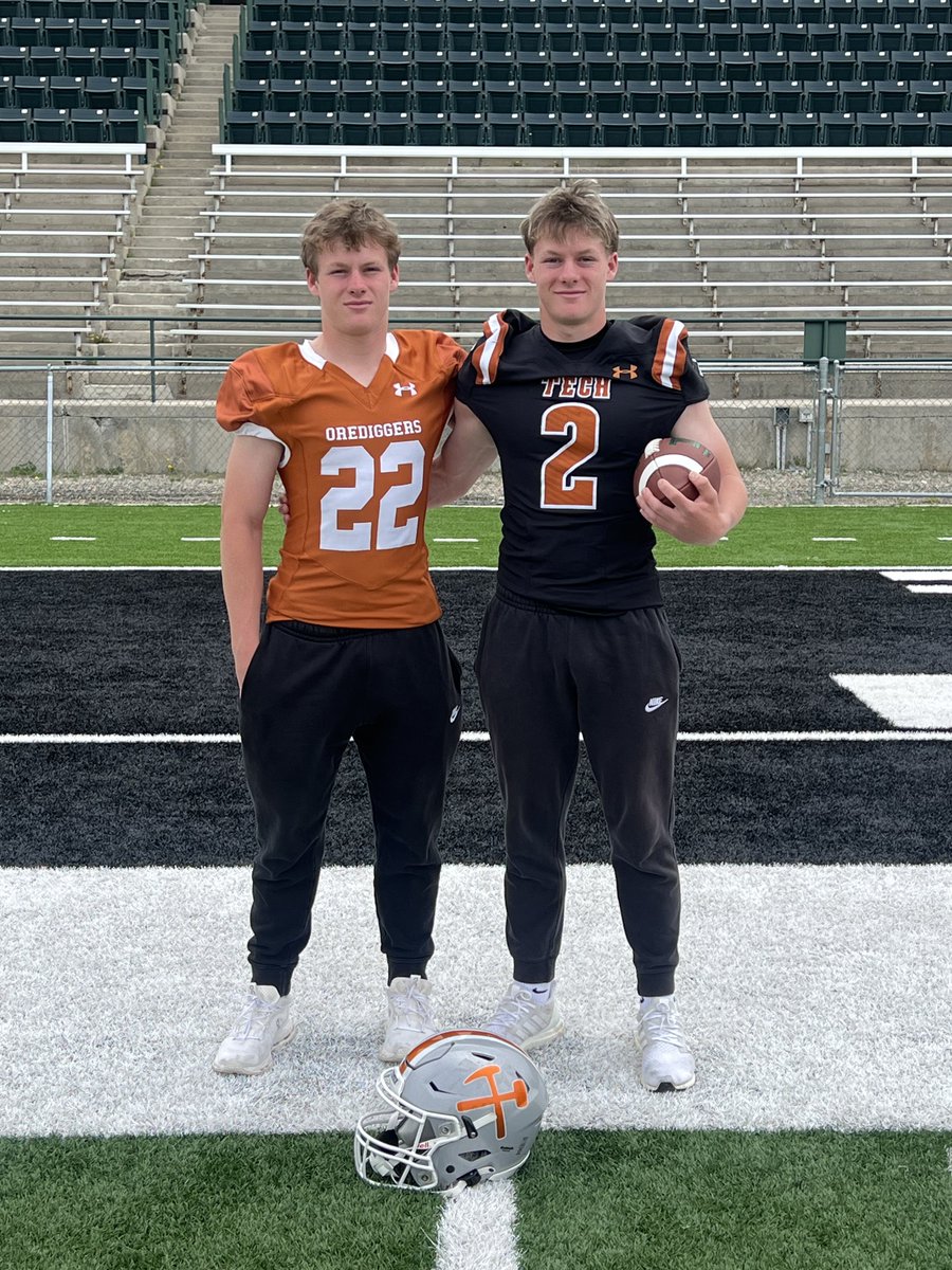 Brady W (@bradywilliam_2) on Twitter photo Had a great time at <a href="/MonTechFootball/">Montana Tech Football</a> Junior Day! Thanks to the coaches and staff for the warm welcome! Excited about the future! ⚒️⚒️
<a href="/CoachMAllenFB/">Montell A. Allen II</a> <a href="/CoachKyleSamson/">Kyle Samson</a> <a href="/CoachAndersonMT/">Khalin Anderson</a>
#RollDiggs #MTTechFootball Had a great time at <a href="/MonTechFootball/">Montana Tech Football</a> Junior Day! Thanks to the coaches and staff for the warm welcome! Excited about the future! ⚒️⚒️
<a href="/CoachMAllenFB/">Montell A. Allen II</a> <a href="/CoachKyleSamson/">Kyle Samson</a> <a href="/CoachAndersonMT/">Khalin Anderson</a>
#RollDiggs #MTTechFootball