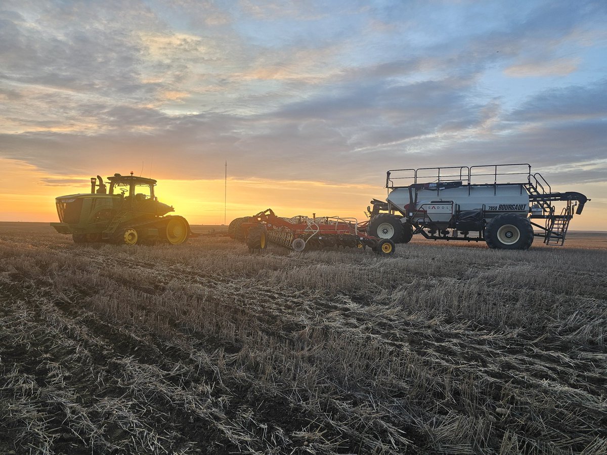 #plant25 #JohnDeere #bourgault #pleaserain
