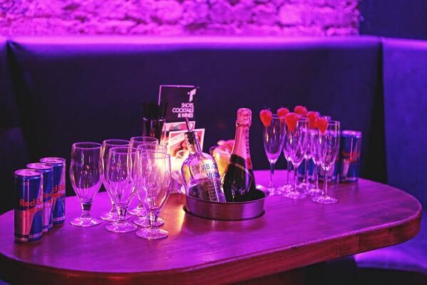 Randbreloaded's tweet photo. Make the season lots of fun with your ticket to the best events in NYC https://t.co/LReQPNmAaQ
@Randbreloaded #Party #holidays #wine #friends #win #art #tbt #motivation #Viptable https://t.co/qKjorIuszB