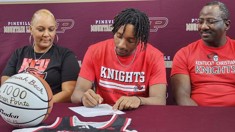 pinevillembb's tweet image. Mtn. Lion Jeremiah Beck signed with Kentucky Christian University today in a public ceremony at Pineville High School. Congratulations to Jeremiah &amp;amp; his family! We are excited to watch you in your next chapter! 

📸: The Big One 106.3 FM