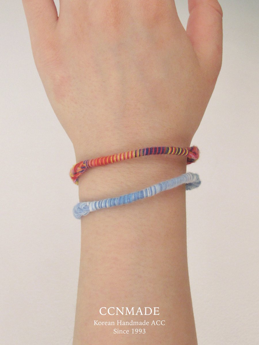ccnmade's tweet image. NEW ARRIVAL
BBOKBBOKI BRACELET
최창남메이드의 독보적인 색감과 감성이 담긴 뽁뽁이 팔찌는 손목에 맞게 간편하게 착용할 수 있도록 특별 제작된 브라스 뽁뽁이 클로징을 사용했습니다.
ccnmade.co.kr
#최창남메이드 #ccnmade #실팔찌