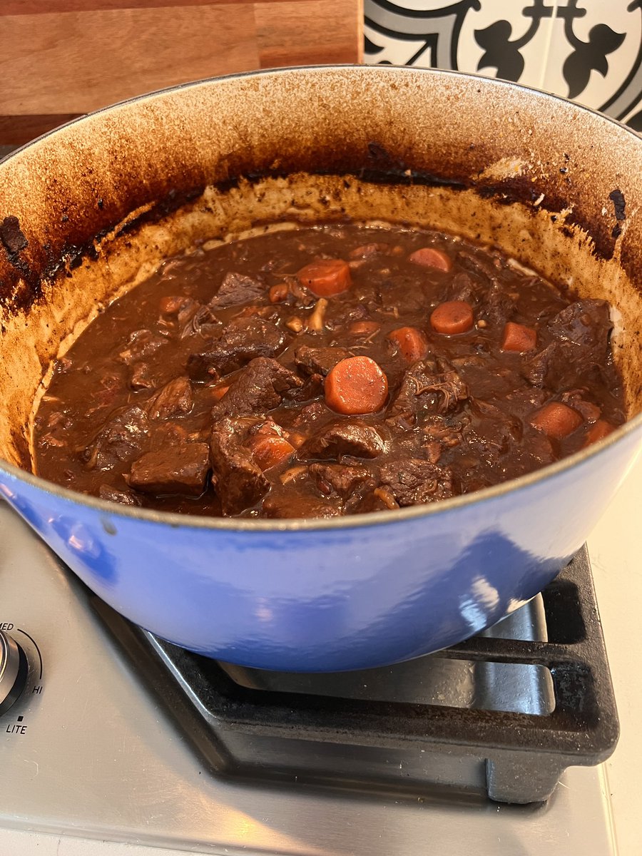 Sig727's tweet photo. @pagetpaget the beef Bourgogne turned out amazing! https://t.co/G6LsSSXSkN