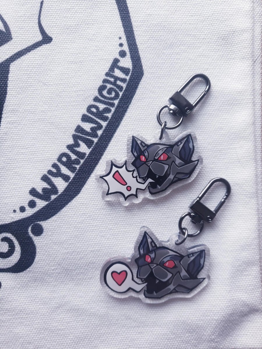 allsparked's tweet image. Hi i'm Wyrm! An artist & writer who loves fantasy, video games, ttrpgs, & creating stories ✨ This is my side for TF, but you can also find me over here ⬇️
🛒etsy.com/shop/Wyrmwrigh…
🌳linktr.ee/wyrmwright
📺twitch.tv/watchwyrm
🎨 patreon.com/wyrmwright