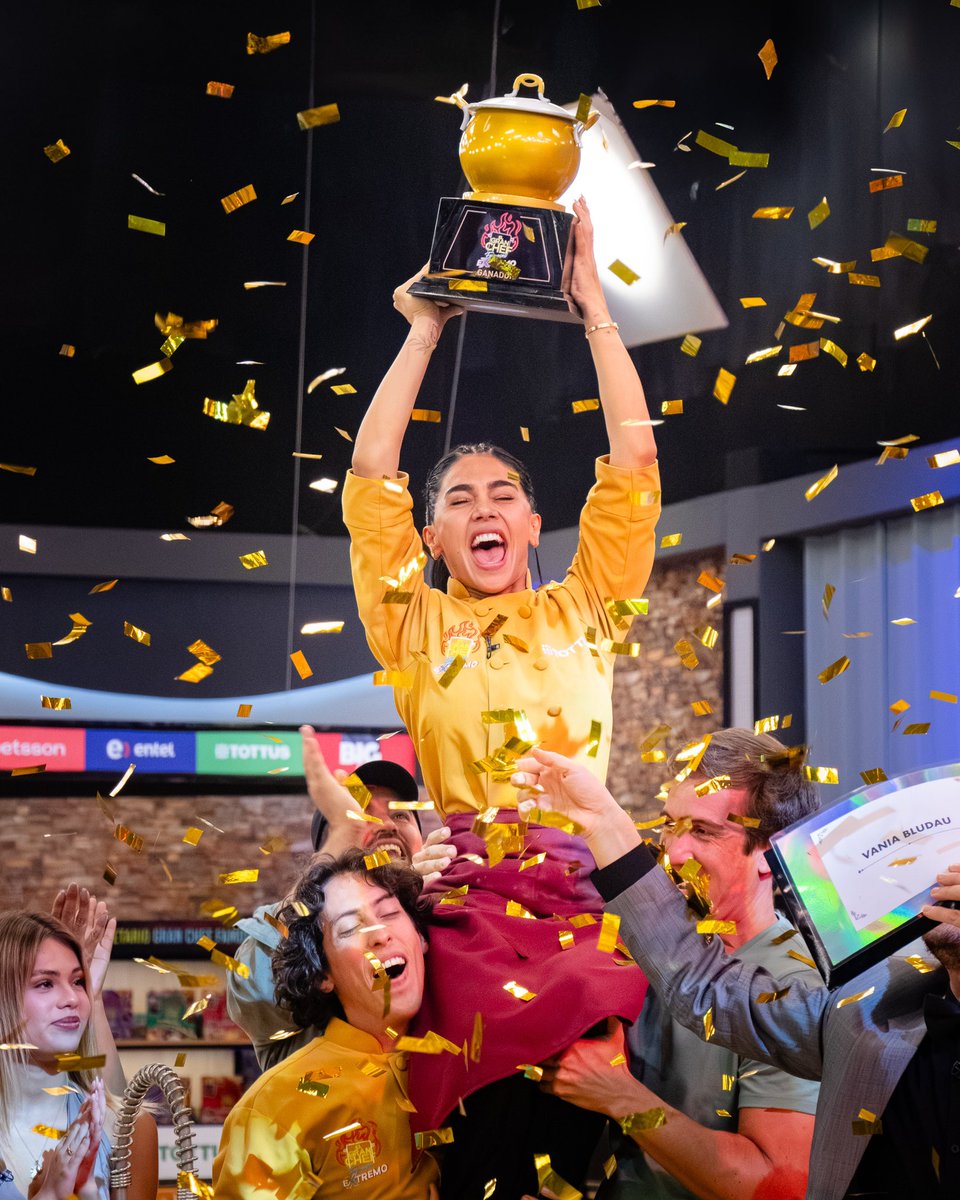 Rayo en la Botella tweet media