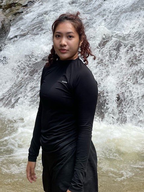 yanaazmill's tweet photo. How it started  vs  how it's going.

From 56kg to 50kg, and I'm still so proud of myself for this change! >< https://t.co/eQxGIck9TO